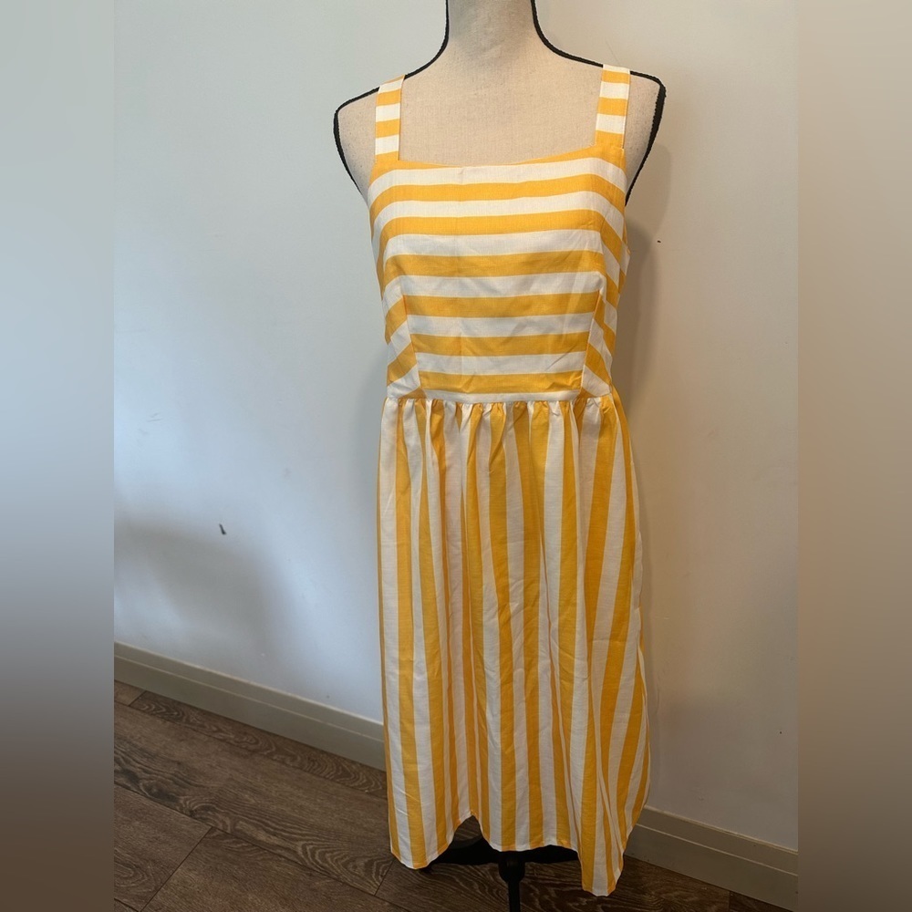 PatPat Yellow and White Striped  Criss Cross Dress SZ L
